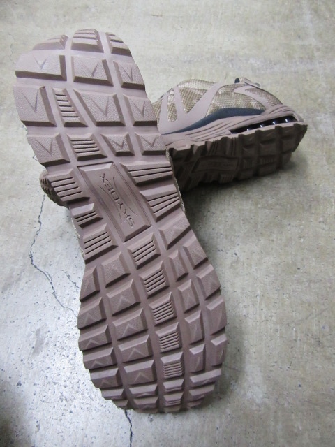 SKYDEX ・・・ BATTLE TRAINER (DEAD STOCK SNEAKER)!★!・・・再。_d0152280_22272167.jpg
