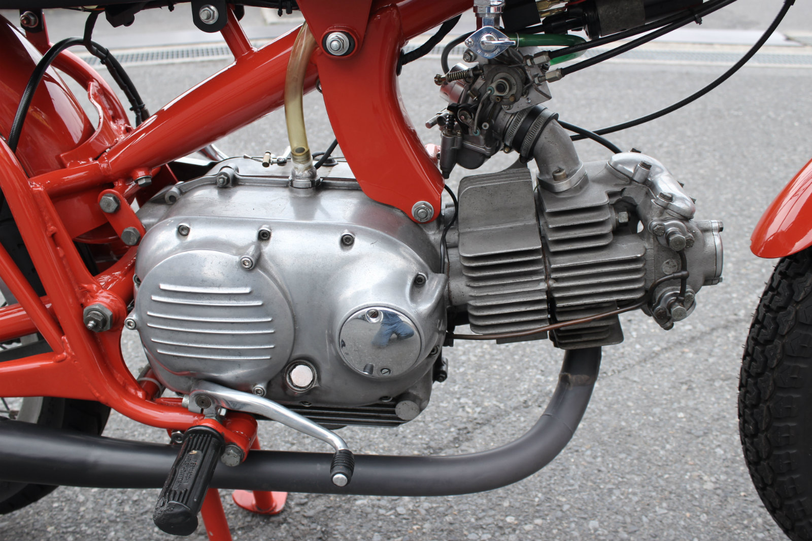ハーレー SX125 NOS シリンダーヘッド　アエルマッキ ハーレー SX125 NOS シリンダーヘッドアエルマッキ