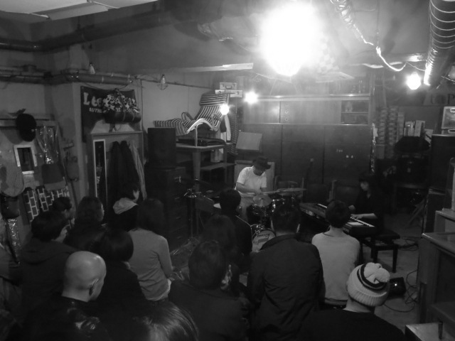 \"MIDORINOMARU LIVE @TheThreeRobbers\"ってこんなこと。_c0140560_10492626.jpg