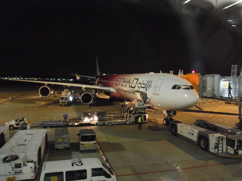 2016年3月　エティハド航空　成田⇒アブダビ_b0326809_12252444.jpg