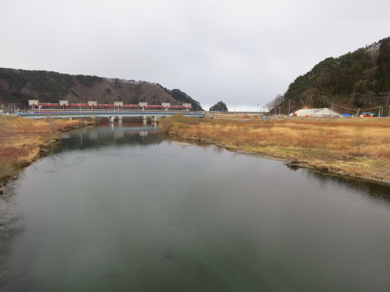 岩泉小本駅発!みちのく潮風トレイルで、モシ竜発見の地へハイキング。_b0206037_21175690.jpg
