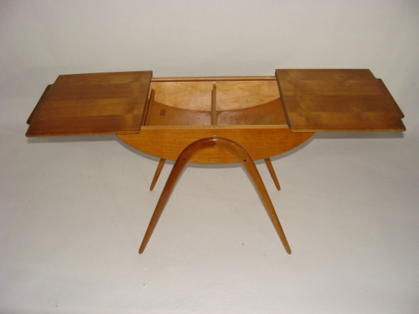 \"Cor Alons Sewing Table\"ってこんなこと。_c0140560_1927427.jpg