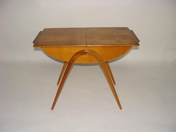 \"Cor Alons Sewing Table\"ってこんなこと。_c0140560_1965912.jpg