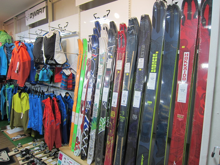 スキー最終処分セール中!!_d0198793_10272144.jpg