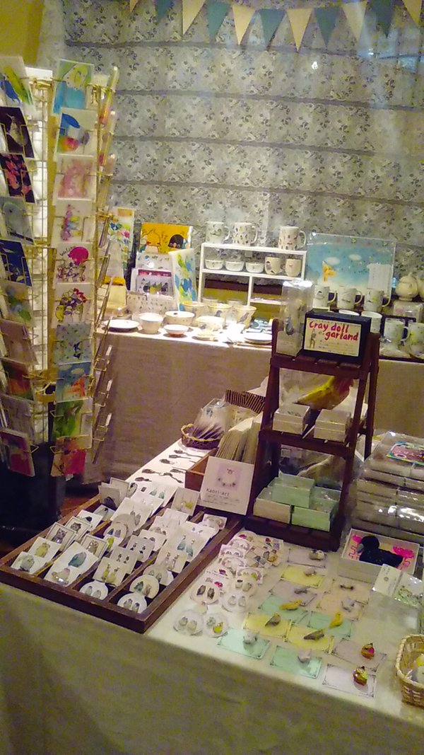 鳥展vol.6 週末の様子と展示の様子_d0322493_23375585.jpg