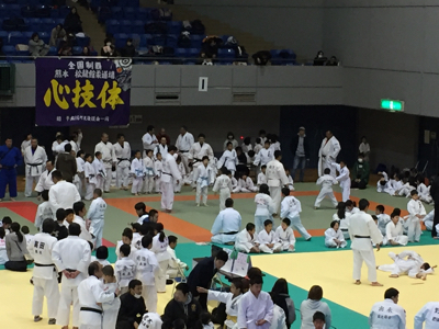2016 馬場道場九州少年柔道錬成会 1日目_b0172494_20123173.jpg