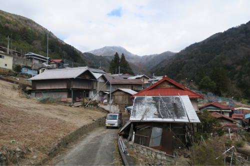 天界の村を歩く 南アルプス 茂倉(山梨県早川町)_d0147406_23332857.jpg