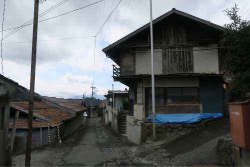 天界の村を歩く 南アルプス 茂倉(山梨県早川町)_d0147406_23432560.jpg
