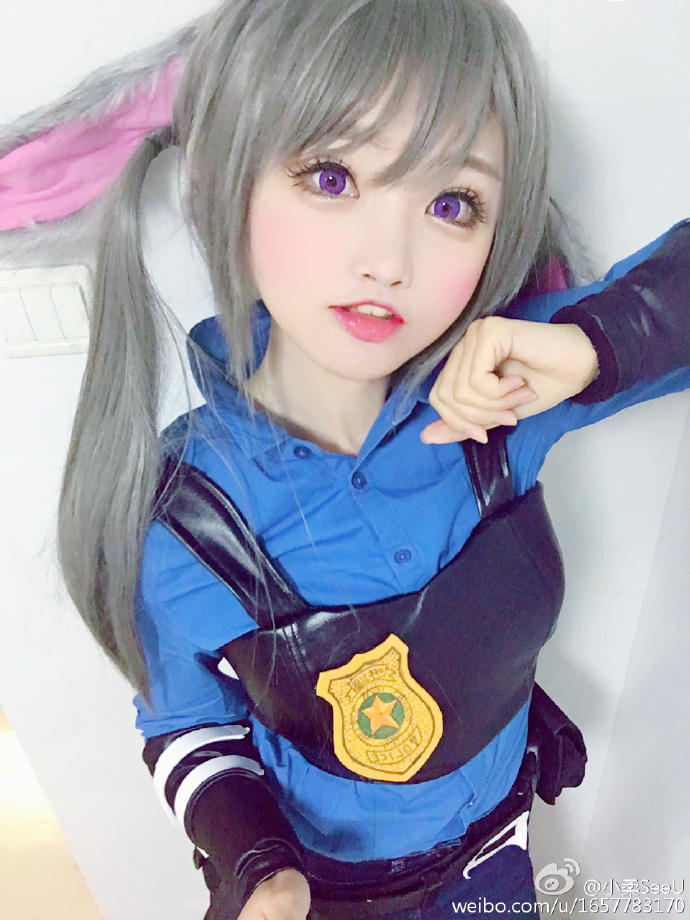 世界美少女探訪 次元の壁を越えた Cg級の美少女コスプレイヤー 小柔seeu 風に聞け