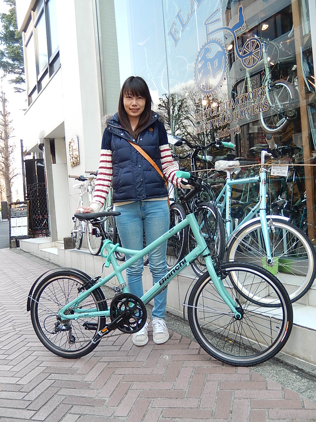 3月27日　渋谷　原宿　の自転車屋　FLAME bike前です_e0188759_18275061.jpg