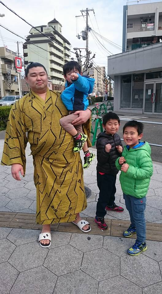 友人の時天空関の付き人、松ちゃんの断髪式も、感動のうちに無事に終わりました。_c0186691_112678.jpg