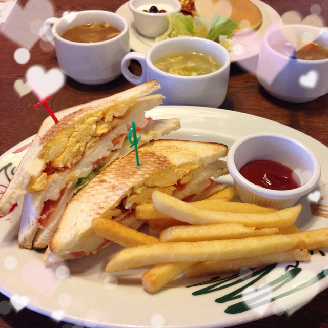 ーー友人!と、会う時は、思いっきり!おしゃれして~!ーーハハハーー。_d0060693_1750451.jpg
