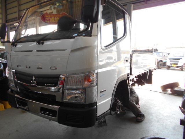 ★ご成約★キャンタートラック&エッセ&アゲトラ納車整備中(^-^)/_c0213517_10420761.jpg