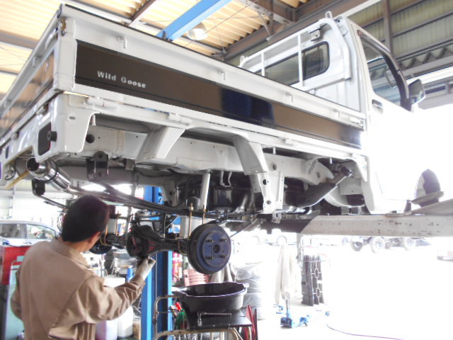 ★ご成約★キャンタートラック&エッセ&アゲトラ納車整備中(^-^)/_c0213517_12040001.jpg