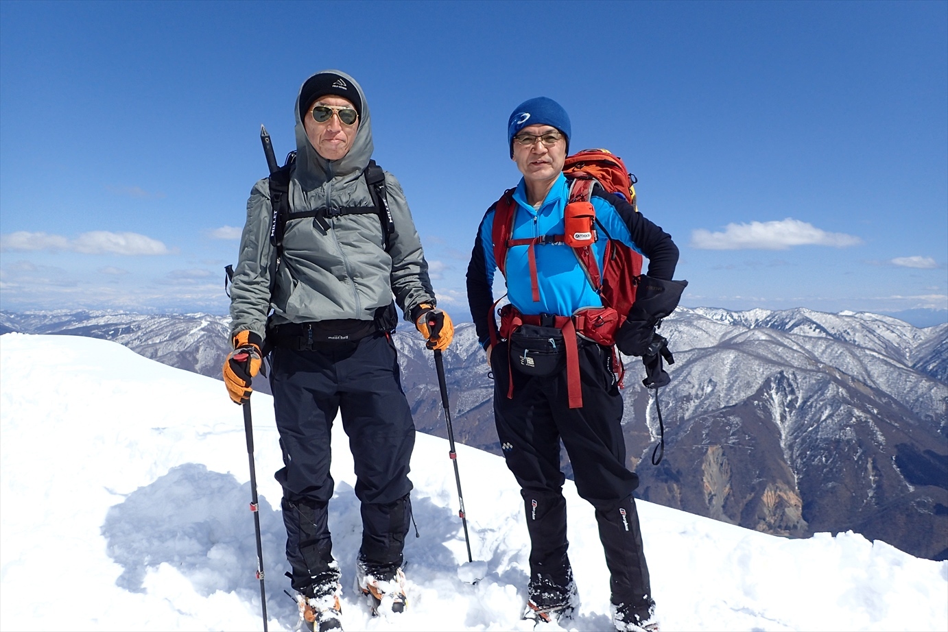 △　三方岩岳～野谷荘司山　周遊雪山登山　△_f0348933_22135228.jpg