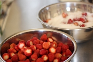 自家製苺ジャム marmellata di fragole fatto in casa_a0059035_21261831.jpg