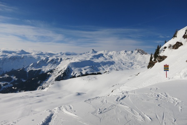 e0356046_02403942.jpg