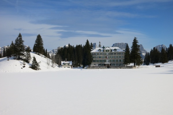 e0356046_02404566.jpg