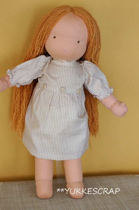 ウォルドルフ人形　～亜麻色の髪の女の子完成～_d0348118_1417431.jpg