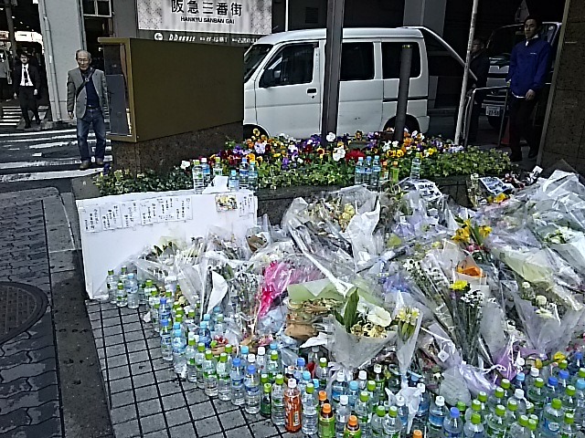 f0227321_2321011.jpg