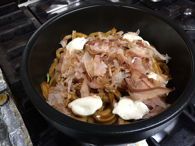 鍋焼きうどん終了!次の企画は?「焼くうどん」_c0092877_2275317.jpg