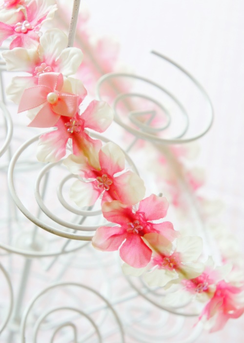 *桜咲くお花見シーズンにいかがでしょうか♪　簡単手作りな花冠*_f0119150_1032668.jpg