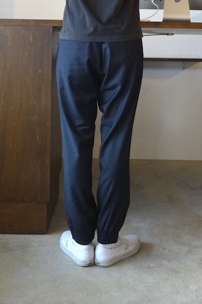 【THEE】RIB Pants のサイズ感_a0319662_1816164.jpg