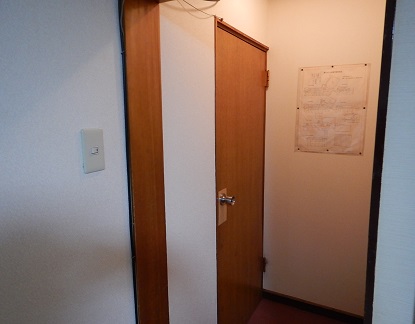 屈辱の内線電話_e0077899_8135868.jpg