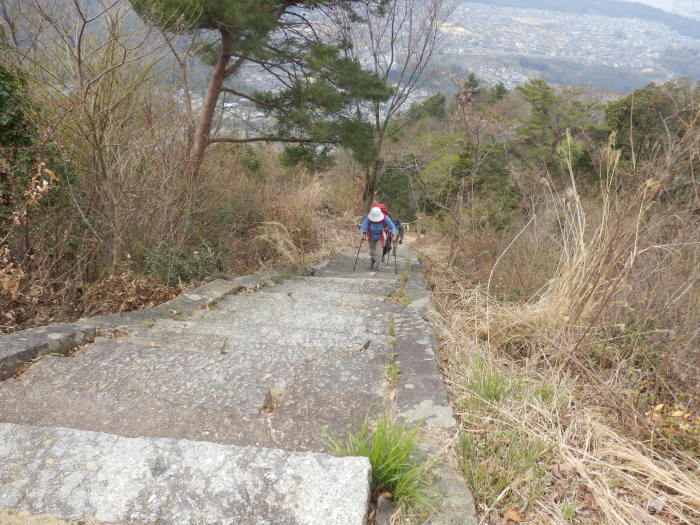 金ヶ燈篭山(531.9m)・城山(592.8m)_f0219710_10425578.jpg