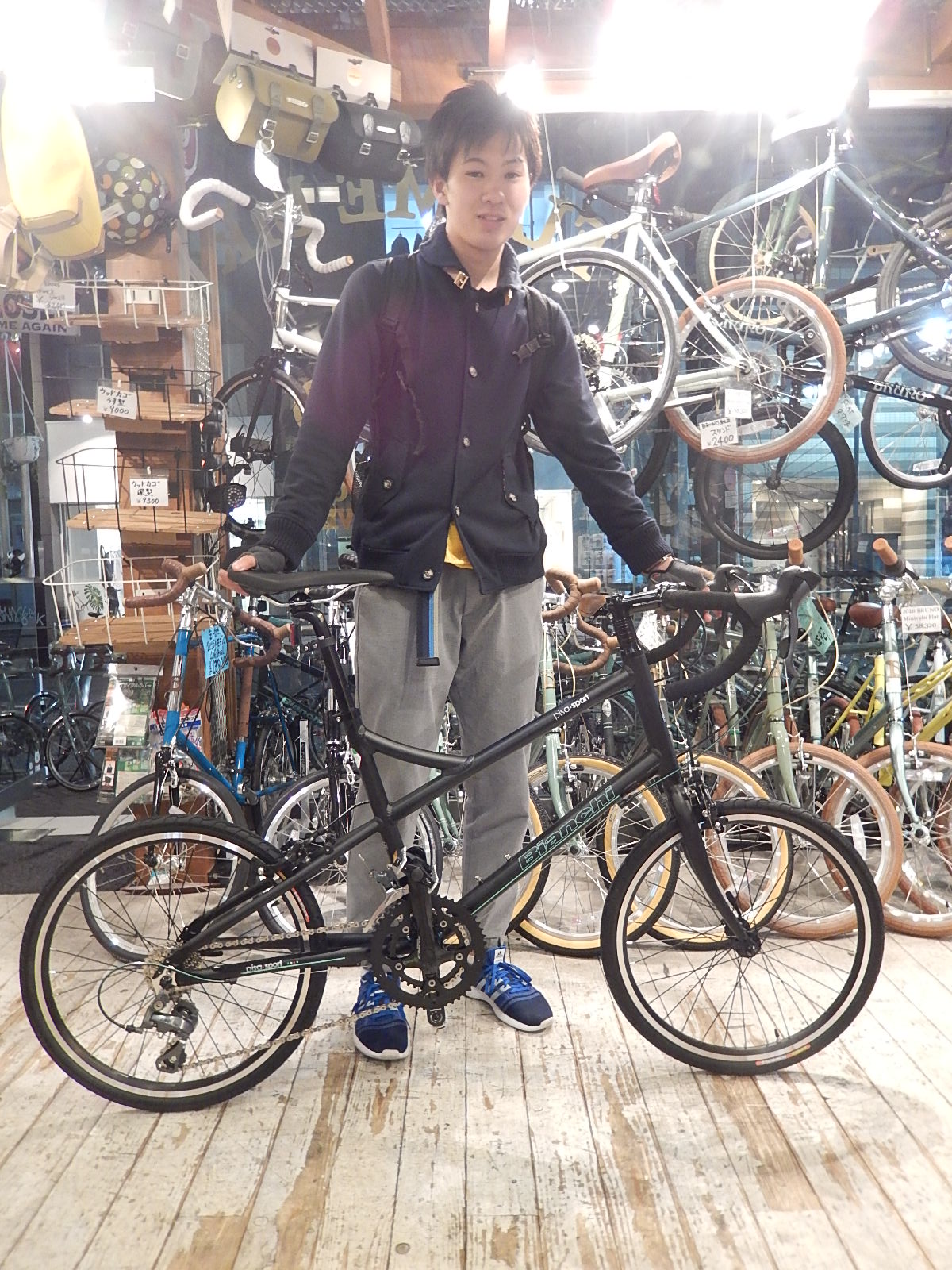 4月1日 渋谷 原宿 の自転車屋 FLAME bike前です_e0188759_19115128.jpg