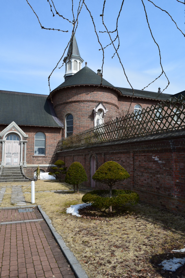 天使の聖母トラピスチヌ修道院(函館の建築再見)_f0142606_1213669.jpg