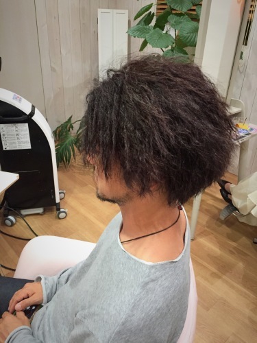 ツイストパーマの3ヶ月後からの その後 3peace Hairsalon スリーピースヘアサロン Official Blog ツイストパーマの3ヶ月後からの その後 3peace Hairsalon スリーピースヘアサロン Official Blog