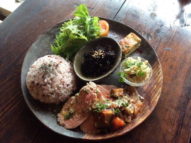 ランチメニューのご案内_b0160356_16563399.jpg