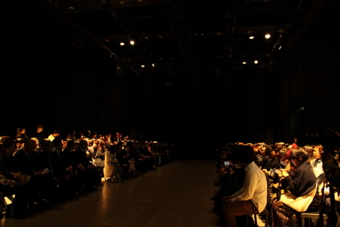 ～東京コレクション～（Mercedes‐Benz　FashionWeek　Tokyo）３/１４渋谷ヒカリエ　ヒカリエホールＢ_e0081463_19153793.jpg