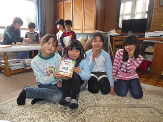 「かえるくんのおまつり」3回目・「さくらさくら」2.5回・「海の見える街」3回目_e0040673_14101170.jpg