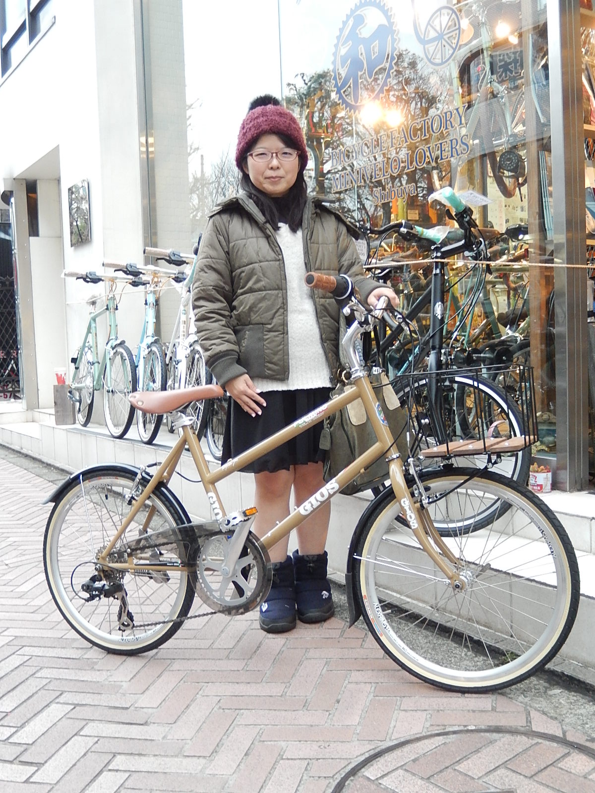 4月3日　渋谷　原宿　の自転車屋　FLAME bike前です_e0188759_1905093.jpg