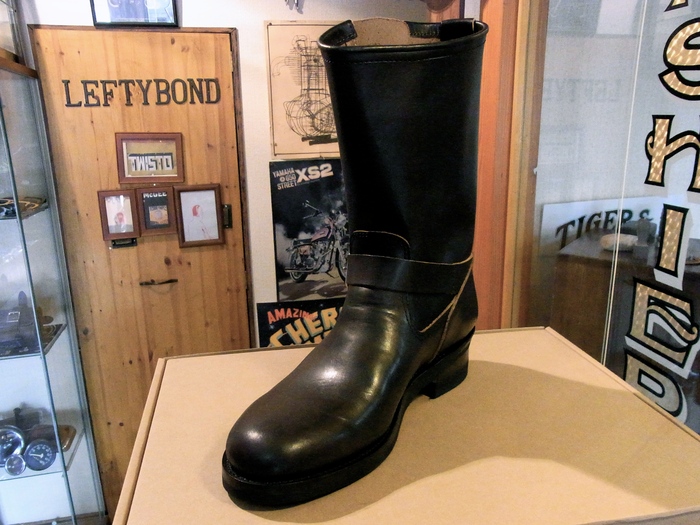 Motorcycle Boots_d0179518_150621.jpg
