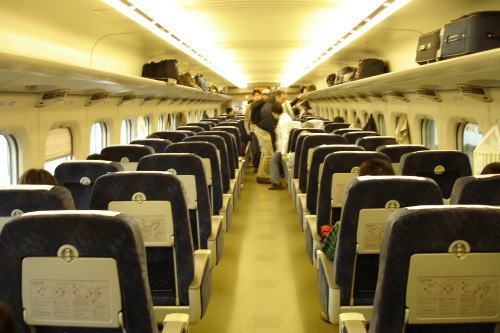 【鉄道旅行記】 新幹線&特急で日本縦断乗り継ぎ旅 (vol.7)_a0338635_1184594.jpg