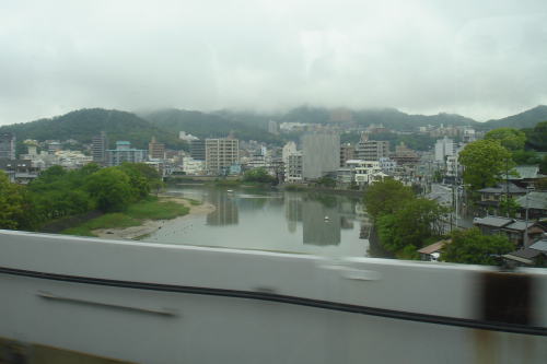 【鉄道旅行記】 新幹線&特急で日本縦断乗り継ぎ旅 (vol.7)_a0338635_1185674.jpg