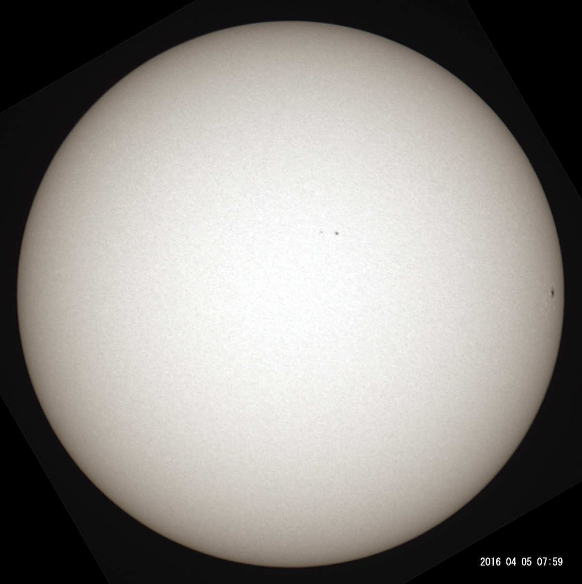 4月5日の太陽_e0174091_18585798.jpg