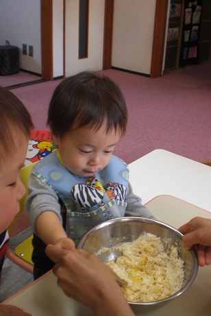 ♪お誕生日クッキー作り～♪その１_f0162105_14504816.jpg