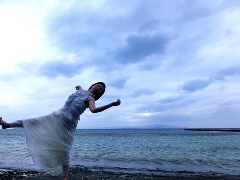 竹富島と踊る_e0277143_1021319.jpg