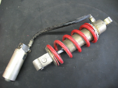 MC28サス_e0114857_8463176.jpg