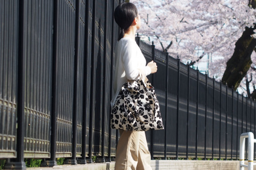 ファブリックを楽しむ「wear bag」_e0243765_21584956.jpg