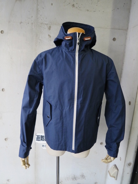 お陰様で各色・残り1枚づつ。。。Gloverall HOODED ZIP PARKA JACKET (UK Limited MODEL)_d0152280_12244587.jpg
