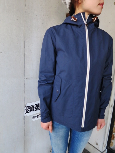 お陰様で各色・残り1枚づつ。。。Gloverall HOODED ZIP PARKA JACKET (UK Limited MODEL)_d0152280_12265210.jpg