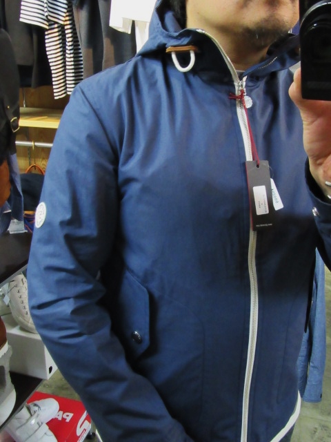お陰様で各色・残り1枚づつ。。。Gloverall HOODED ZIP PARKA JACKET (UK Limited MODEL)_d0152280_14434034.jpg