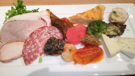 ボリューム満点ランチ♪_f0218886_12264924.jpg