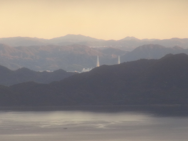 今治市大島亀老山での夜明～伯方島・開山公園の桜・・・２０１６/4/５_f0231709_782561.jpg