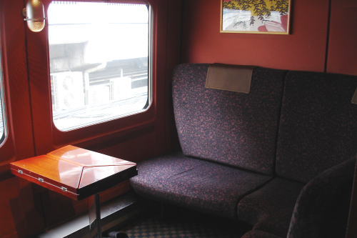 【鉄道旅行記】 新幹線&特急で日本縦断乗り継ぎ旅 (vol.8)_a0338635_0463115.jpg